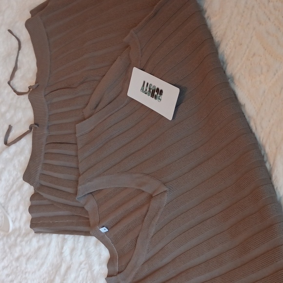 Skirt Set 2 Pc NWOT - Picture 2 of 8